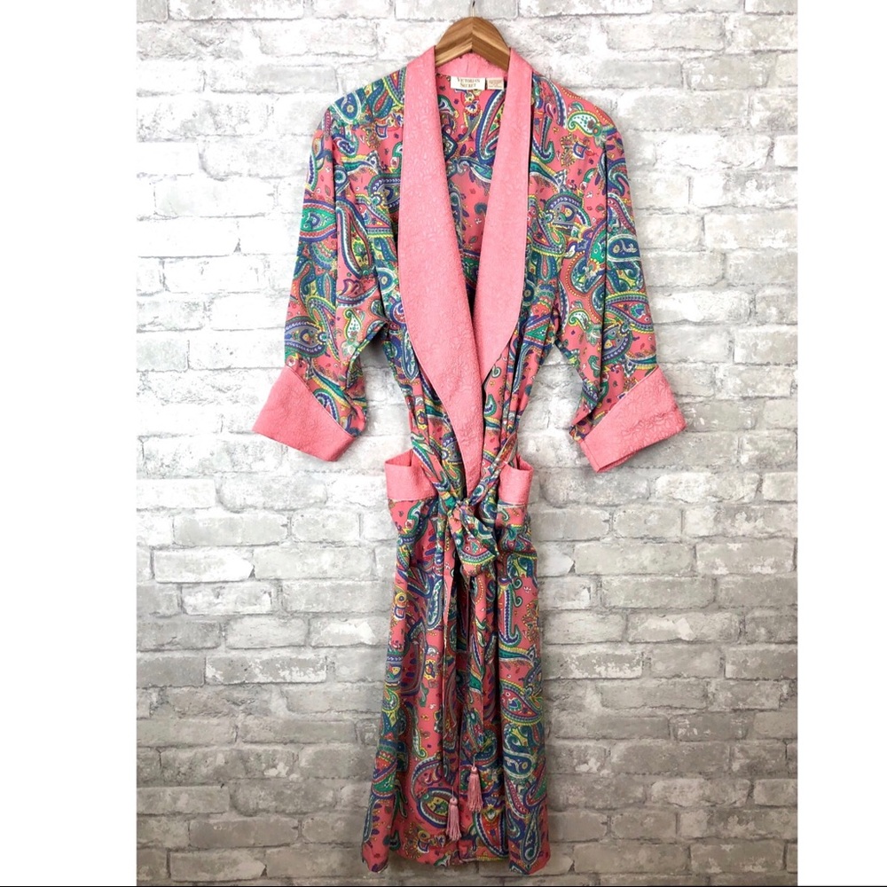 Victoria’s Secret Gold Label Paisley Print Robe